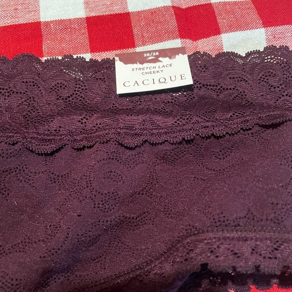 Cacique lace underwear - NWT - Picture 2 of 2